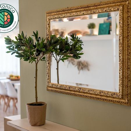 Oikia Eleanthi - Beachfront Garden Home! ミティカス エクステリア 写真